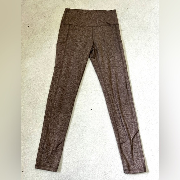 Offline by Aerie The Hugger Legging Hi-Rise Tight - Medium - Picture 2 of 10